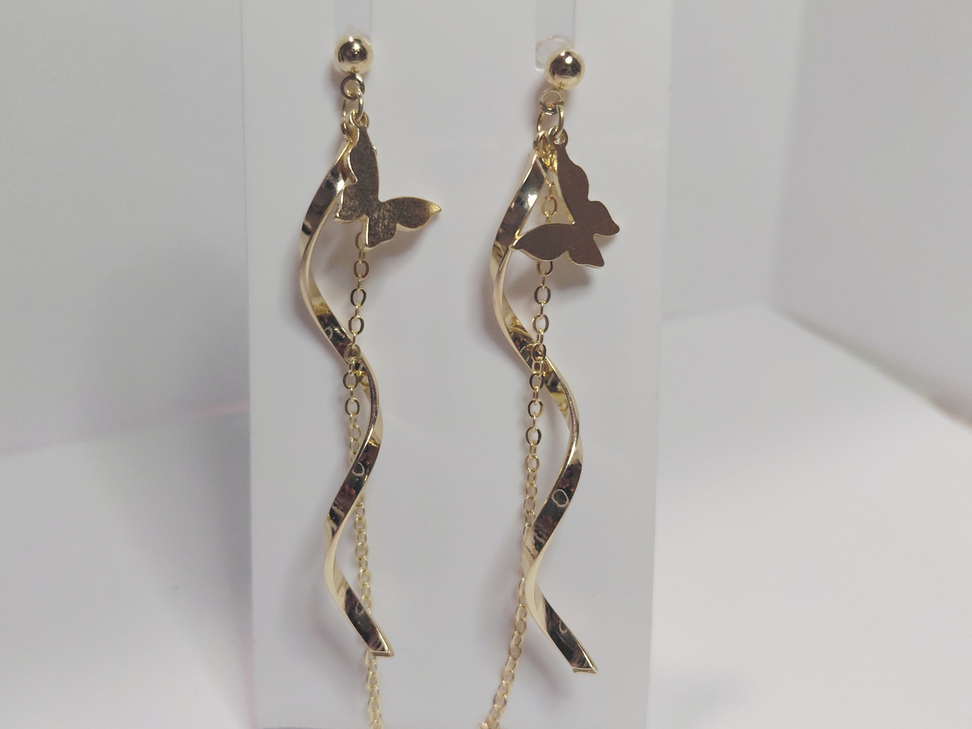 NiNi's Golden Flutter Earing