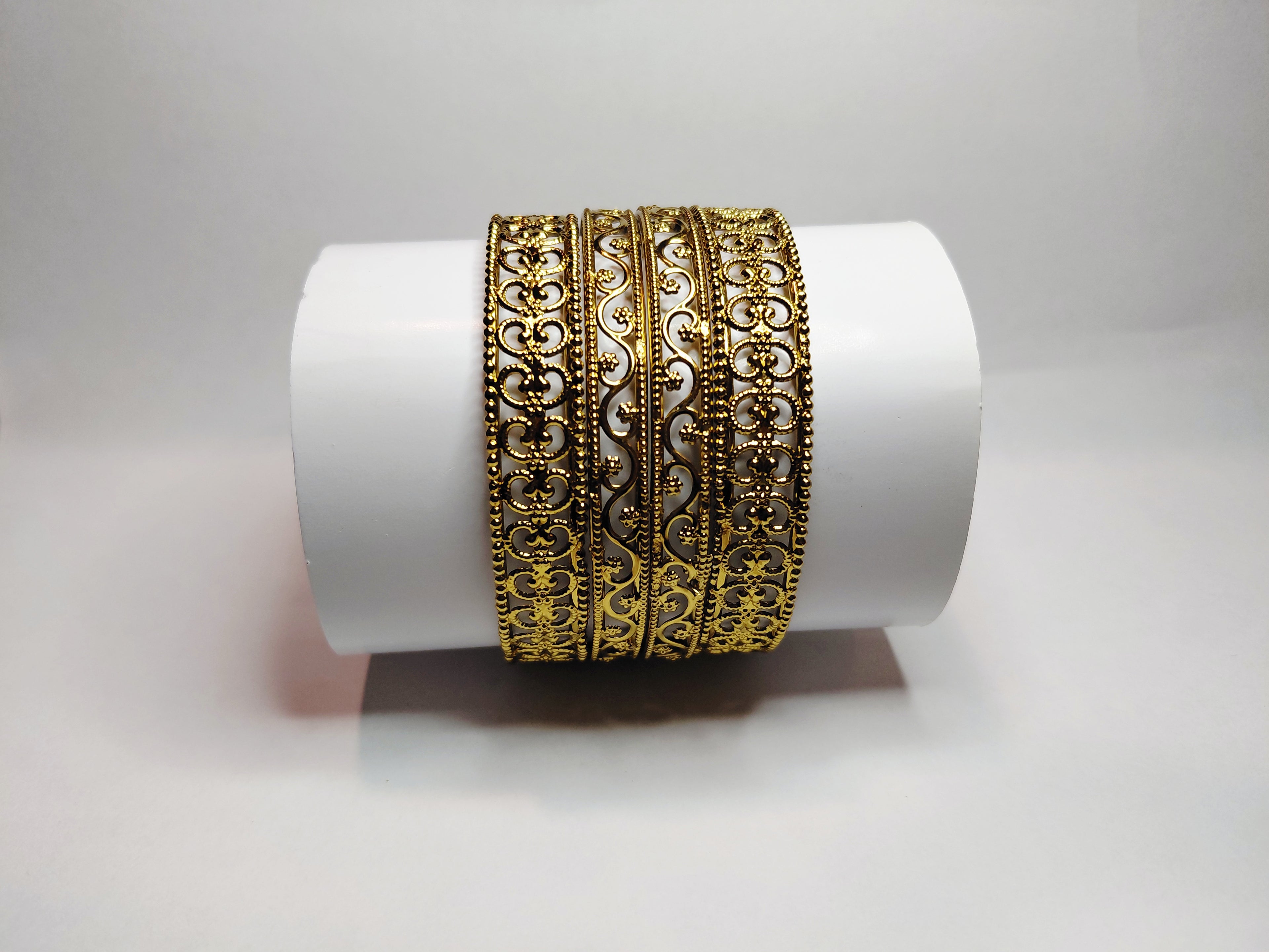 NiNi's Lace of Gold Bangle Set (ct.4)