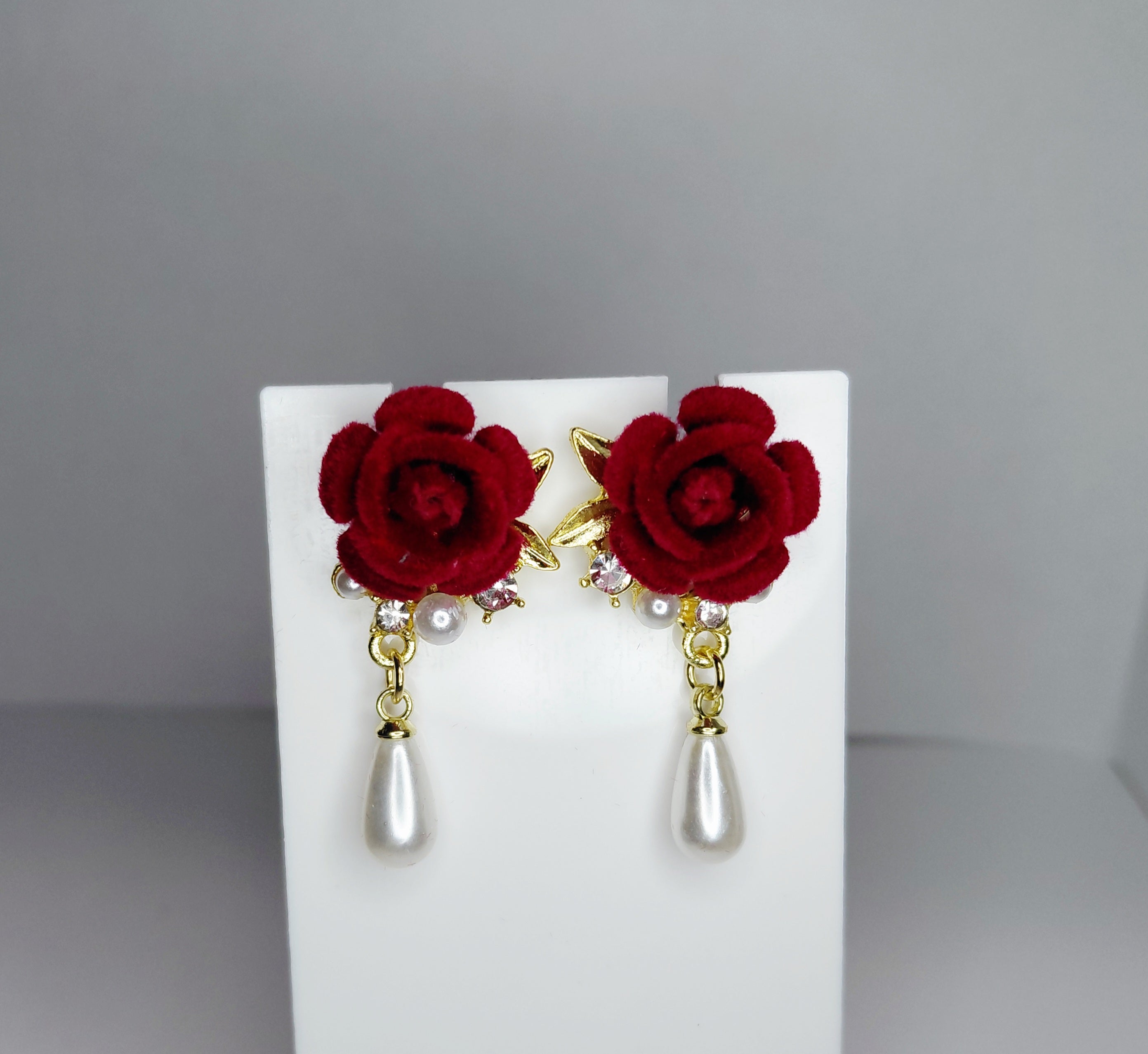 NiNi's Crimson Rose Pearl Drop Earrings