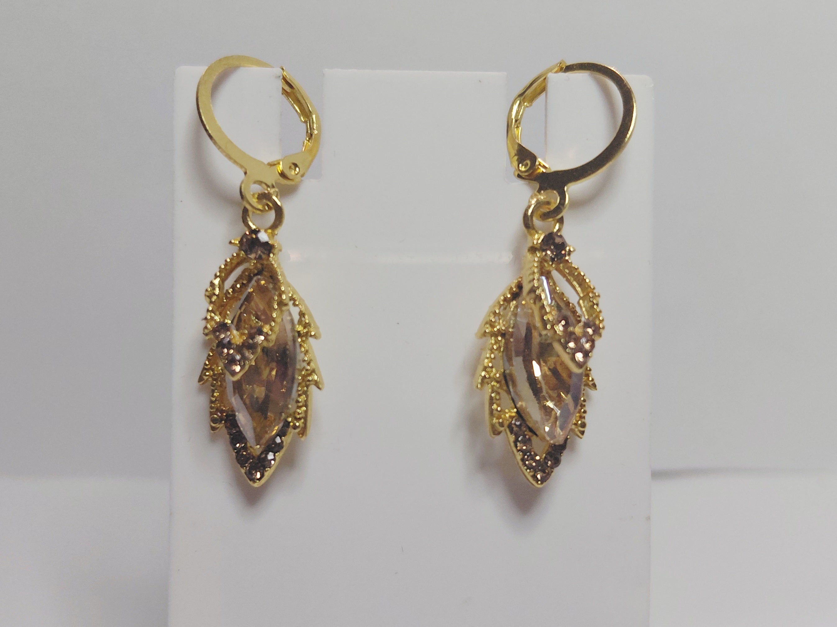 NiNi's Honey Glow Leaf Earrings